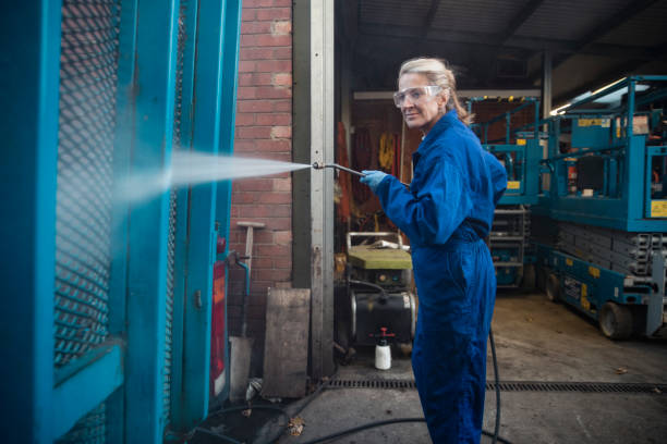 Why Choose Our Certified Pressure Washing Experts for Your Project Needs in Grenelefe, FL?